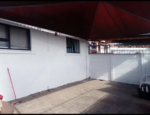 1 BEDROOM HOUSE FOR SALE IN STEENBERG
